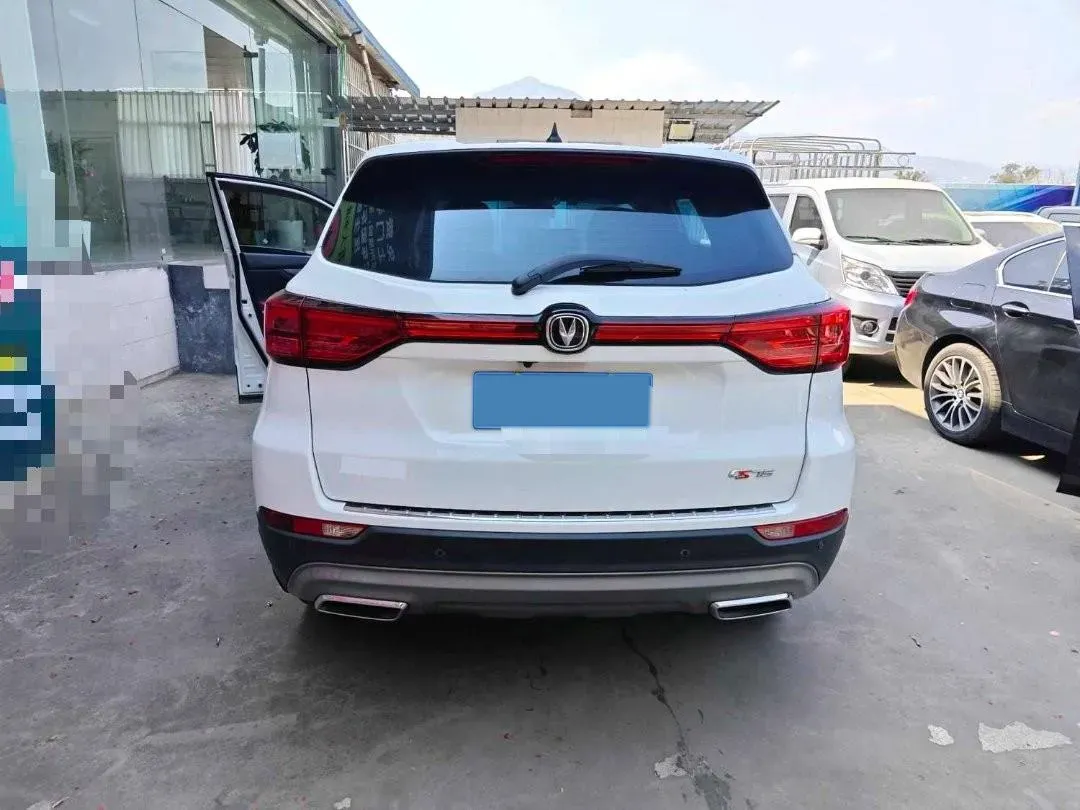 2022 ChangAn CS75 1.5T 180HP L4 6MT,autocango,china used car exporter,china ev exporter,chinese used car exporter,chinese used ev exporter