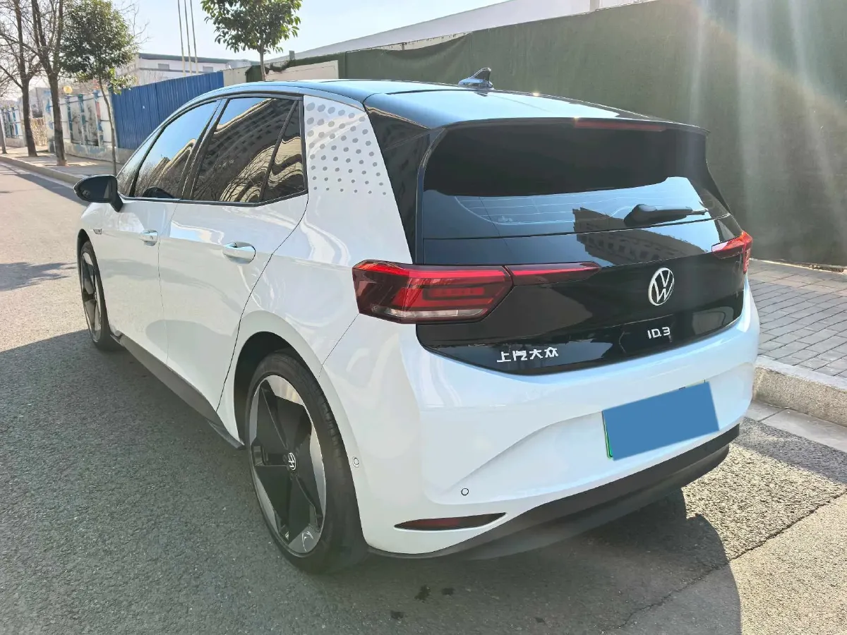 2022 Volkswagen ID.3 BEV 57.3KWH,autocango,china used car exporter,china ev exporter,chinese used car exporter,chinese used ev exporter