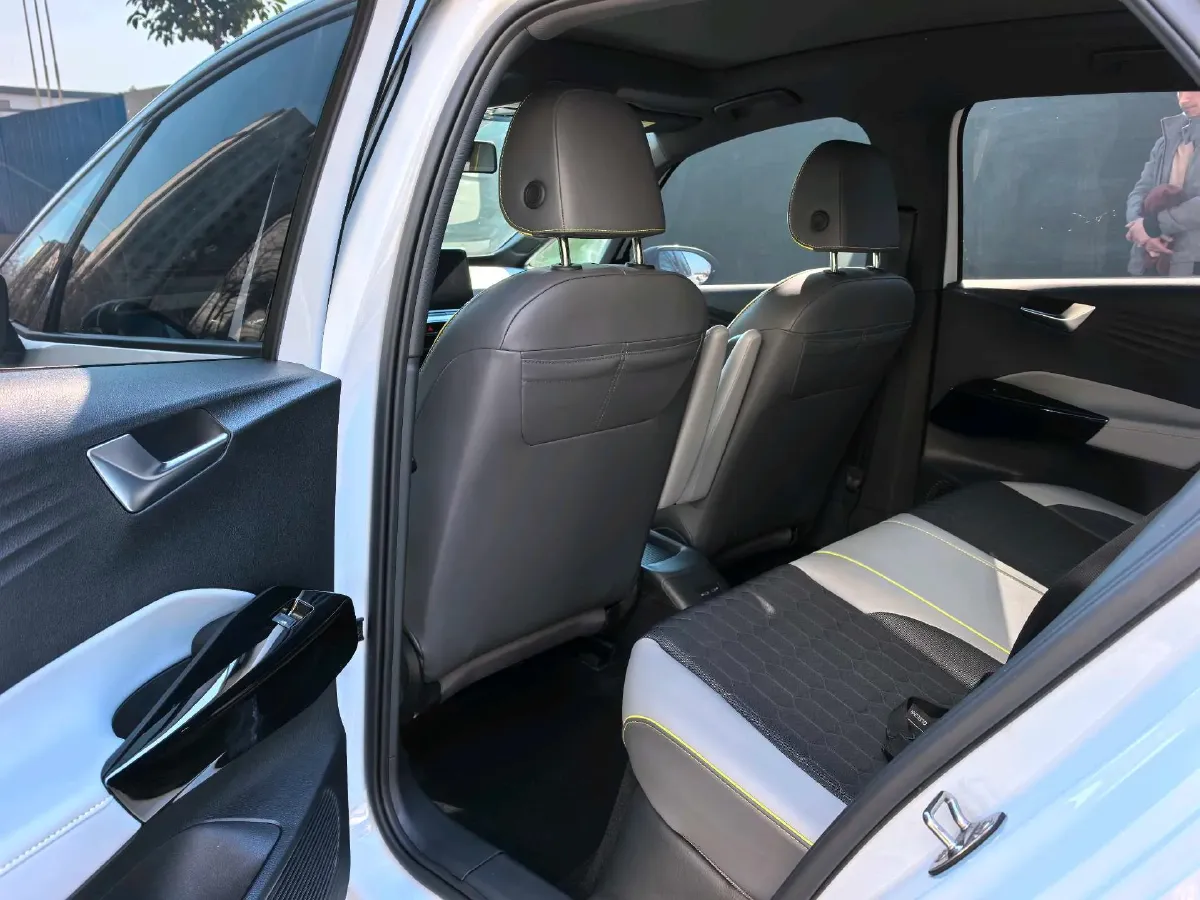 2022 Volkswagen ID.3 BEV 57.3KWH,autocango,china used car exporter,china ev exporter,chinese used car exporter,chinese used ev exporter