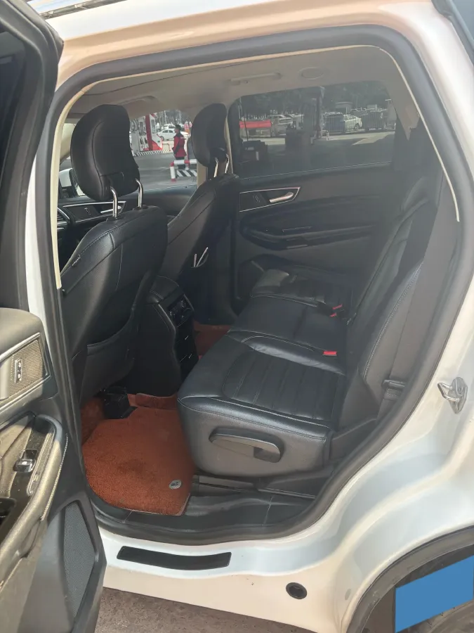 2018 Ford Edge 2.0T 245HP L4 6AT,autocango,china used car exporter,china ev exporter,chinese used car exporter,chinese used ev exporter