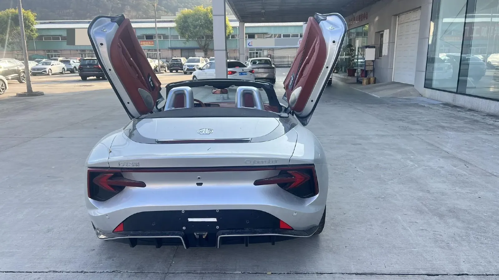 2023 Volvo S60 2.0T 197HP L4 7DCT,autocango,china used car exporter,china ev exporter,chinese used car exporter,chinese used ev exporter