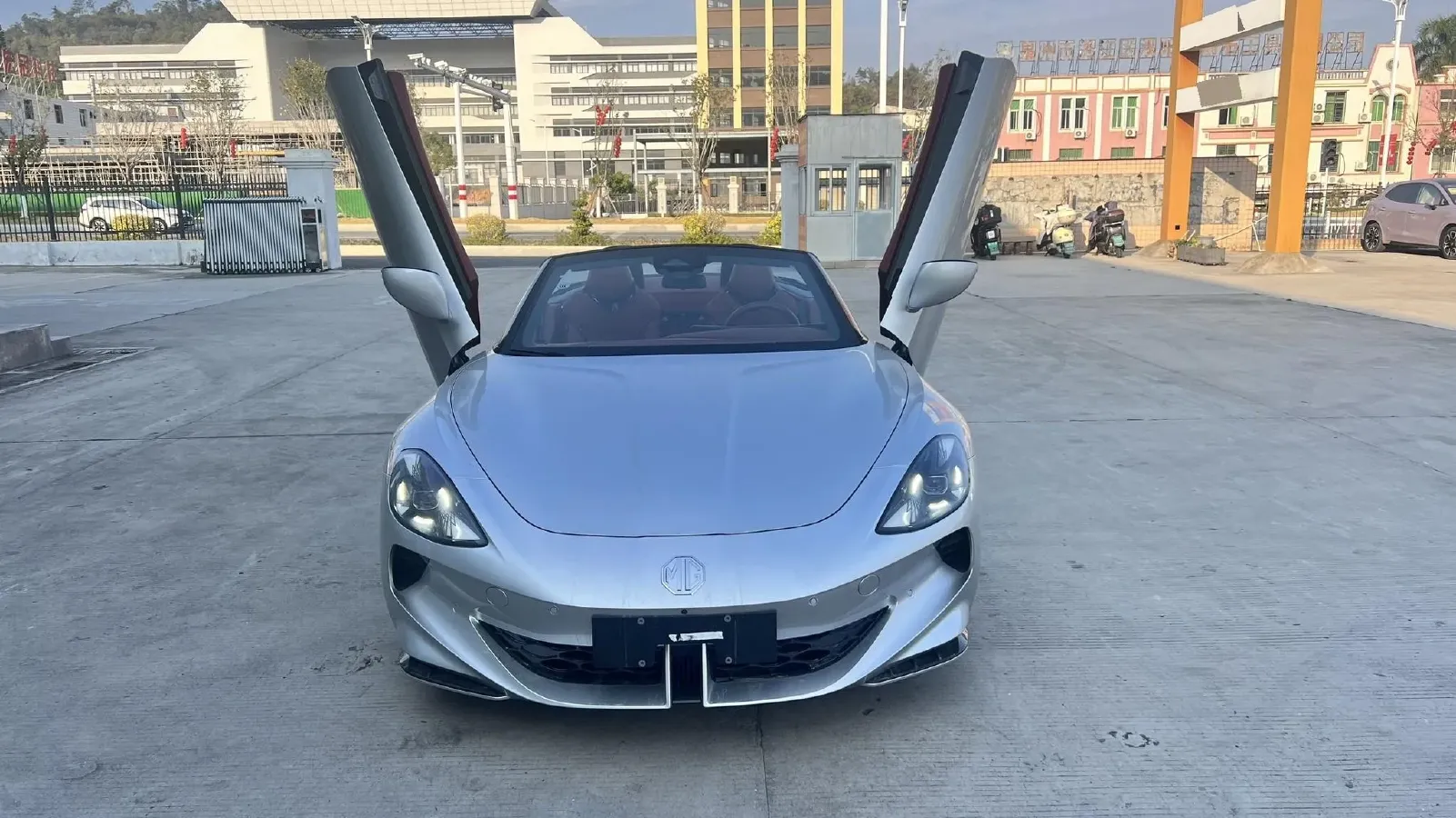 2023 Volvo S60 2.0T 197HP L4 7DCT,autocango,china used car exporter,china ev exporter,chinese used car exporter,chinese used ev exporter