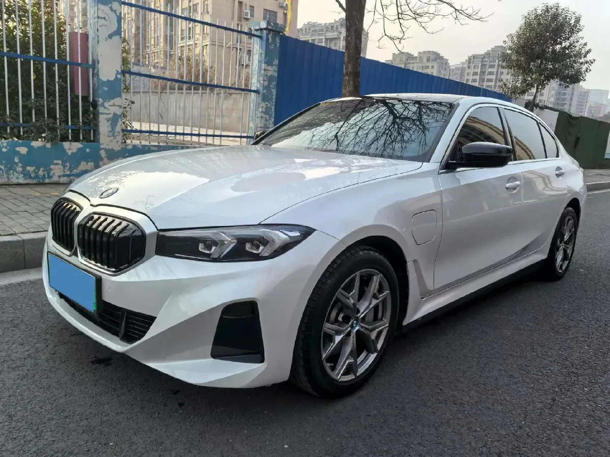 2024 BMW i3 BEV 70KWH,autocango,china used car exporter,china ev exporter,chinese used car exporter,chinese used ev exporter