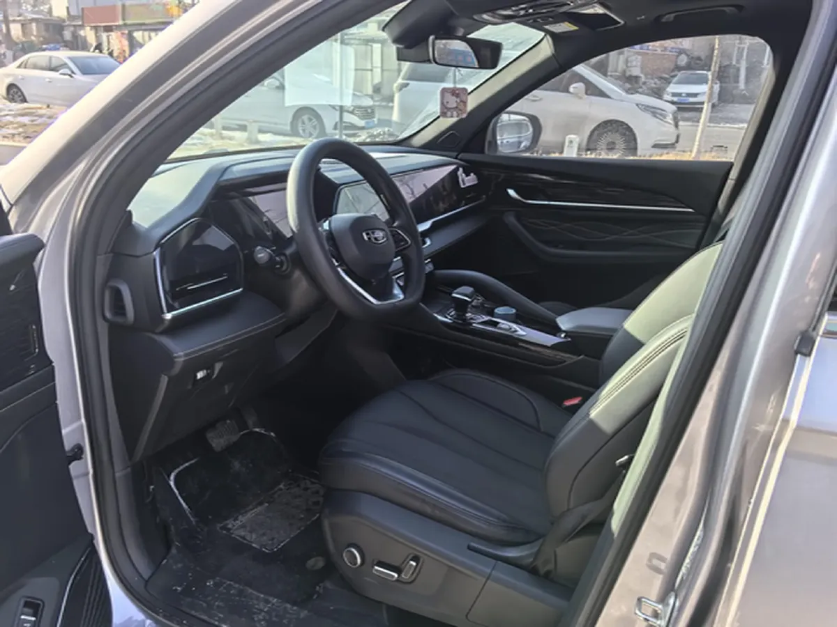 2024 Geely Monjaro 2.0T 218HP L4 7DCT,autocango,china used car exporter,china ev exporter,chinese used car exporter,chinese used ev exporter