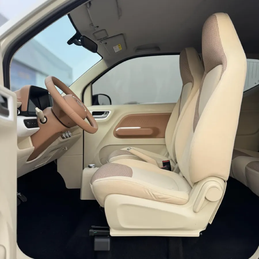 2024 WuLing HongGuang MINI EV BEV 13.4KWH,autocango,china used car exporter,china ev exporter,chinese used car exporter,chinese used ev exporter