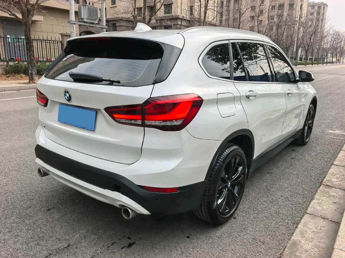 2021 BMW X1 1.5T 140HP L3 7DCT,autocango,china used car exporter,china ev exporter,chinese used car exporter,chinese used ev exporter