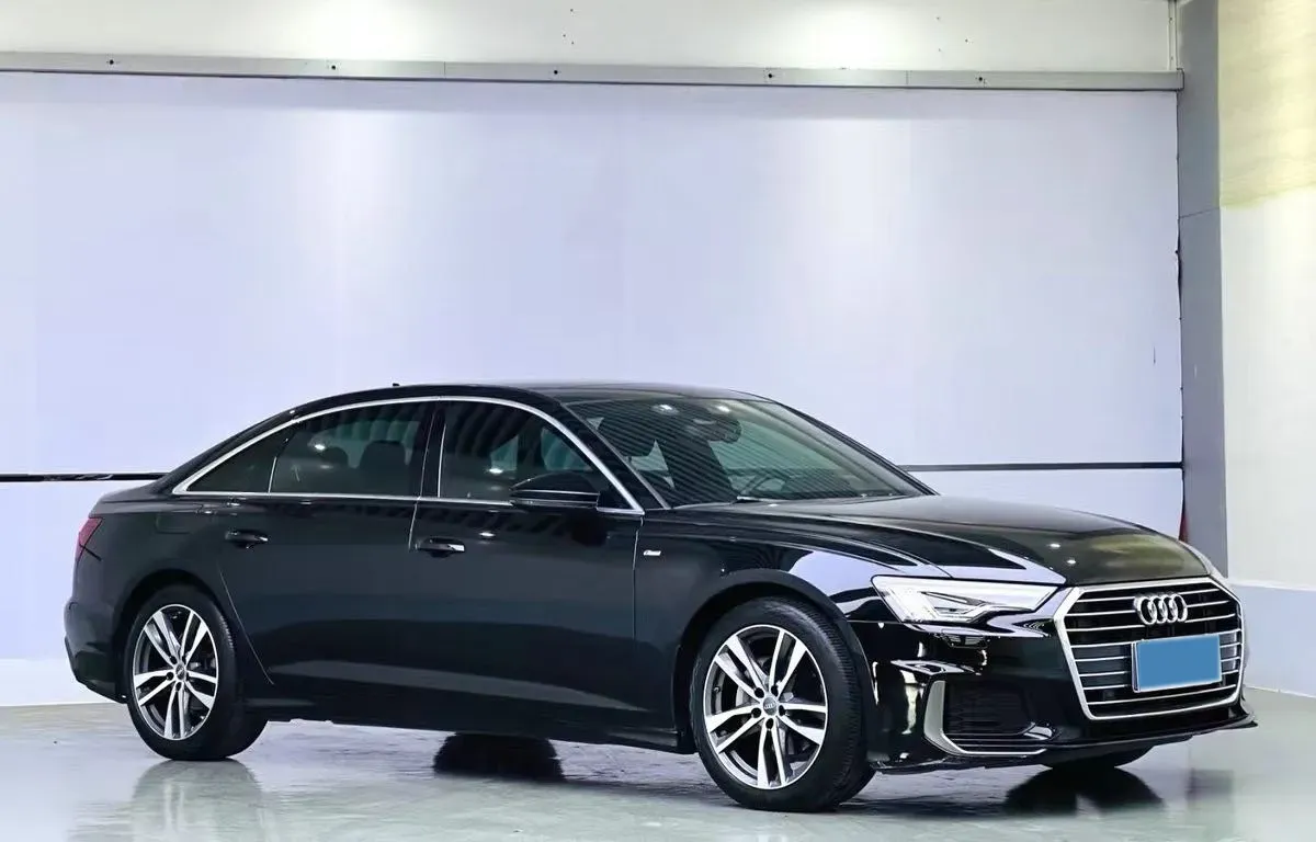 2019 Mercedes-Benz E Class 1.5T 184HP L4 9AT,autocango,china used car exporter,china ev exporter,chinese used car exporter,chinese used ev exporter