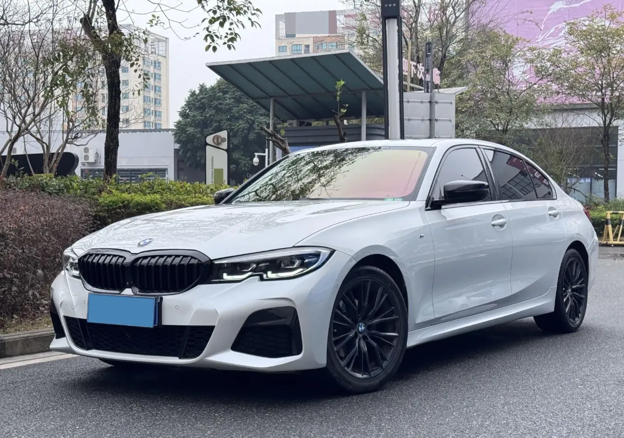 2021 BMW 3 Series 2.0T 184HP L4 8AT,autocango,china used car exporter,china ev exporter,chinese used car exporter,chinese used ev exporter