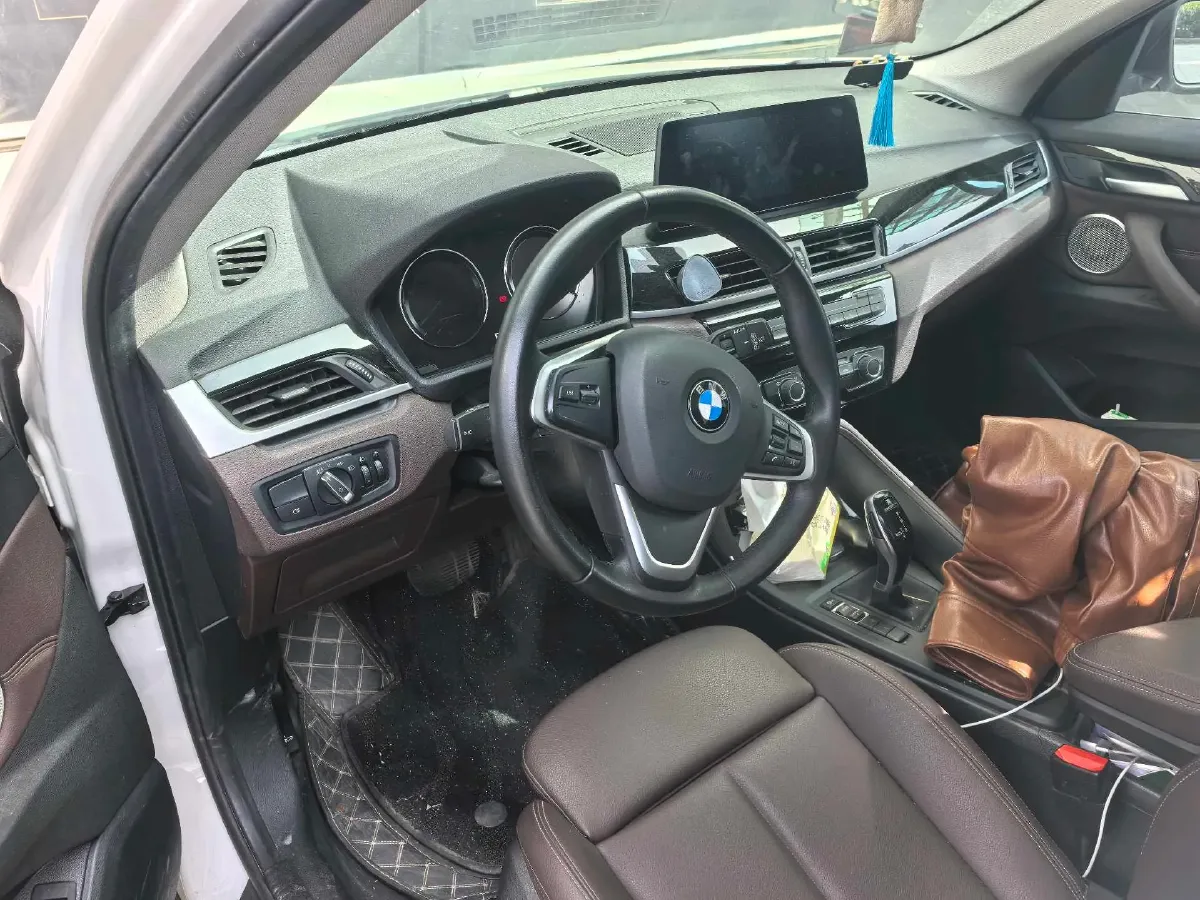 2022 BMW X1 1.5T 140HP L3 7DCT,autocango,china used car exporter,china ev exporter,chinese used car exporter,chinese used ev exporter