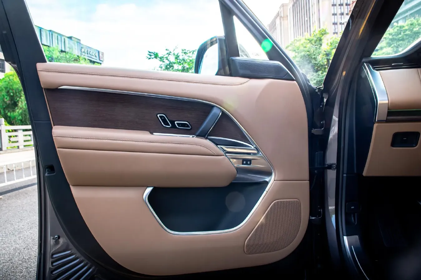 2022 Porsche Panamera 2.9T 441HP V6 8DCT,autocango,china used car exporter,china ev exporter,chinese used car exporter,chinese used ev exporter