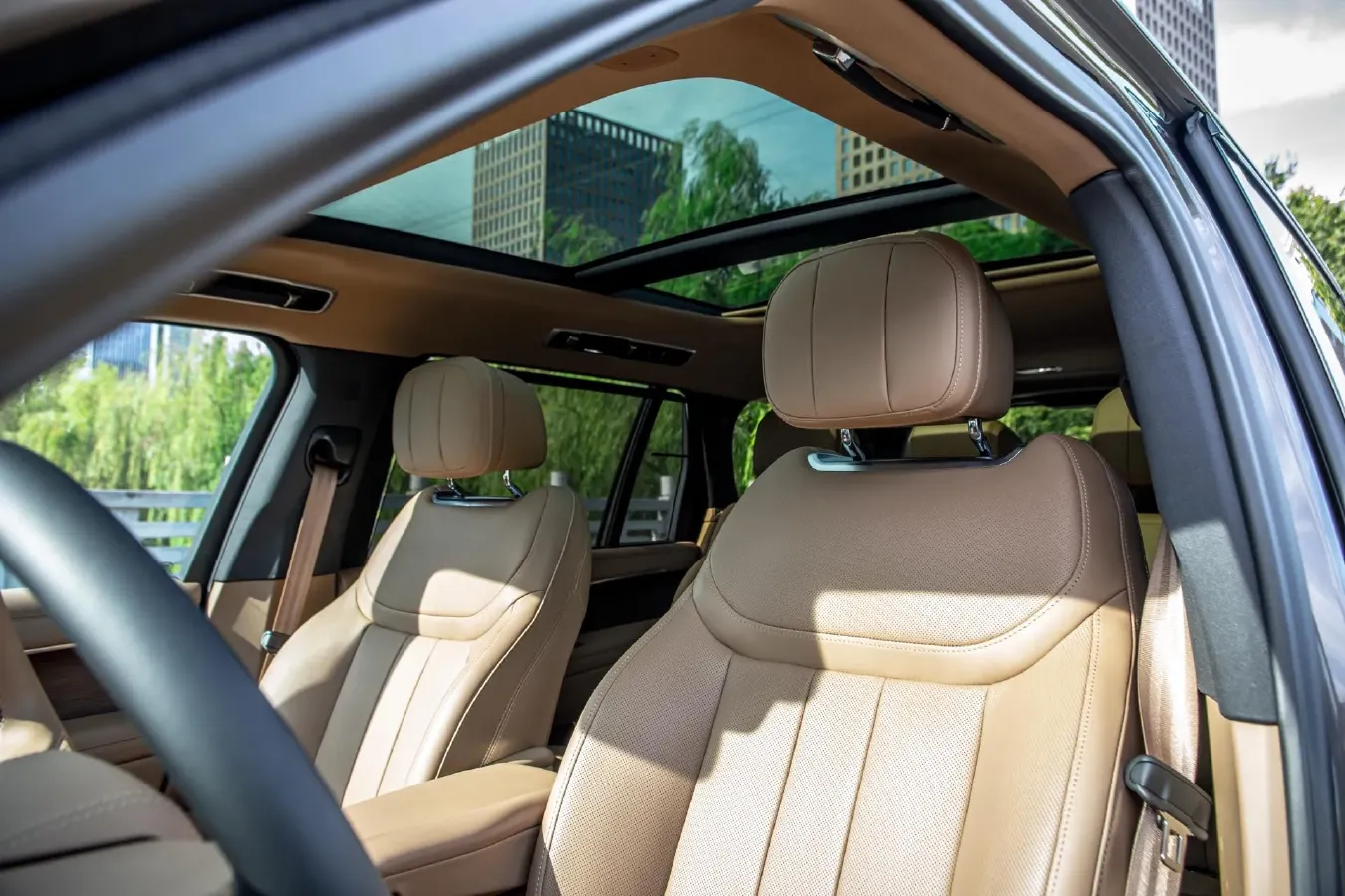 2022 Porsche Panamera 2.9T 441HP V6 8DCT,autocango,china used car exporter,china ev exporter,chinese used car exporter,chinese used ev exporter