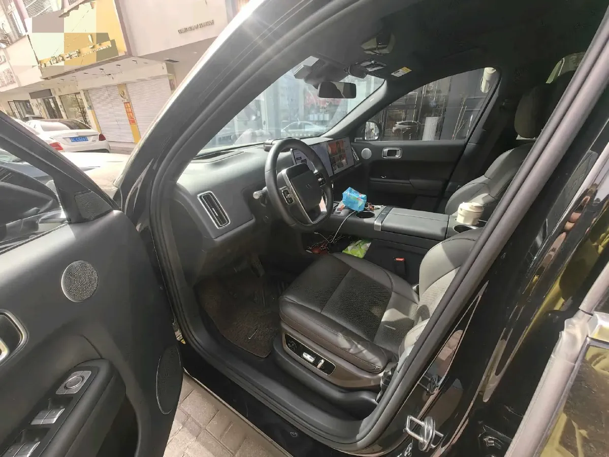 2023 Li L8 Range Extended 154HP REEV 40.9KWH,autocango,china used car exporter,china ev exporter,chinese used car exporter,chinese used ev exporter