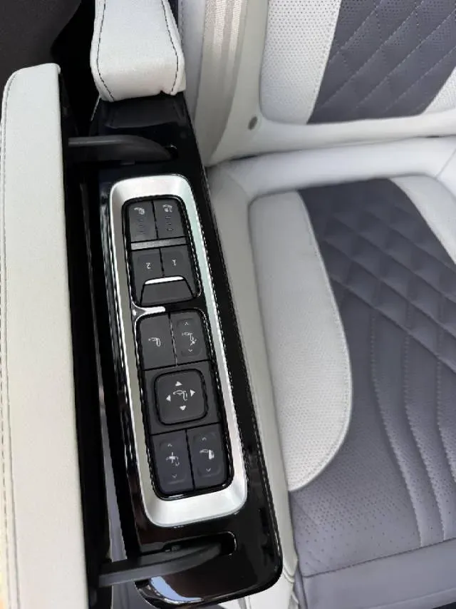 2021 MAXUS G20 2.0T 224HP L4 8AT,autocango,china used car exporter,china ev exporter,chinese used car exporter,chinese used ev exporter