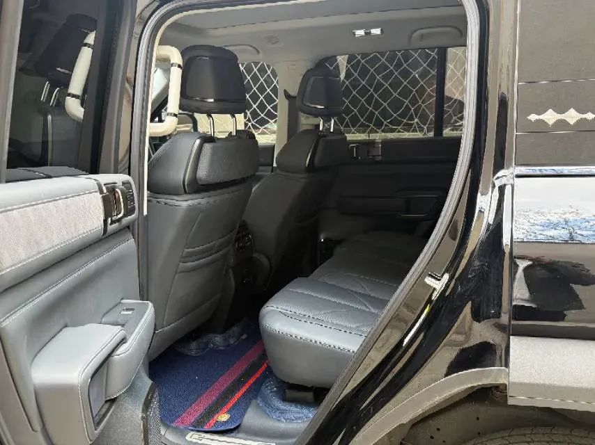 2023 FangChengBao Bao 5 1.5T 194HP L4 E-CVT PHEV 31.8KWH,autocango,china used car exporter,china ev exporter,chinese used car exporter,chinese used ev exporter