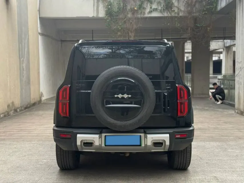 2023 FangChengBao Bao 5 1.5T 194HP L4 E-CVT PHEV 31.8KWH,autocango,china used car exporter,china ev exporter,chinese used car exporter,chinese used ev exporter