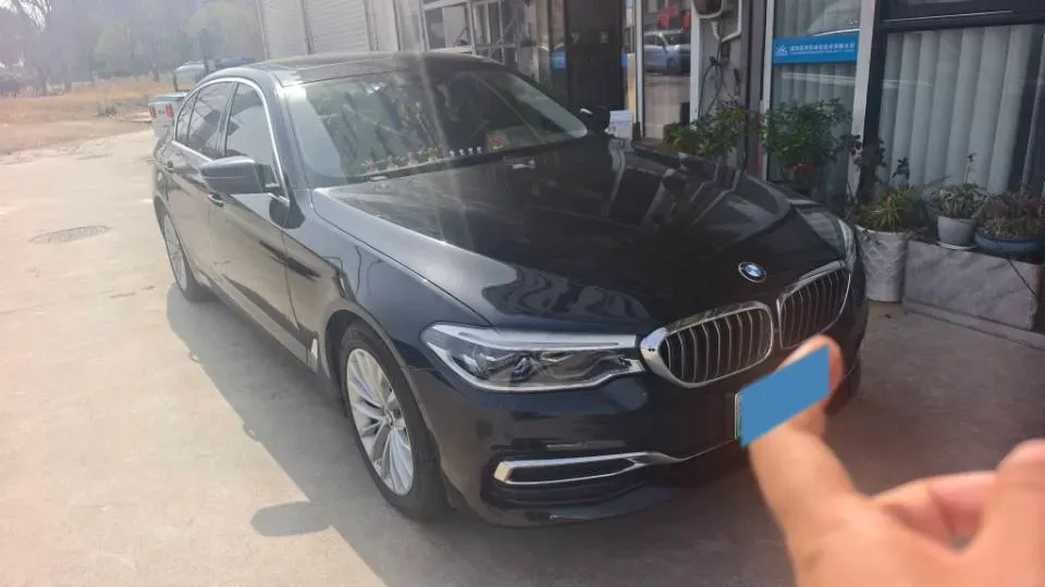 2020 BMW 5 Series 2.0T 184HP L4 8AT PHEV 17.7KWH,autocango,china used car exporter,china ev exporter,chinese used car exporter,chinese used ev exporter