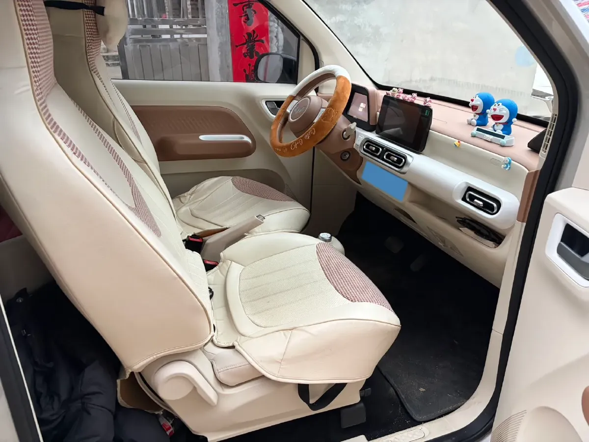 2024 WuLing HongGuang MINI EV BEV 17.3KWH,autocango,china used car exporter,china ev exporter,chinese used car exporter,chinese used ev exporter