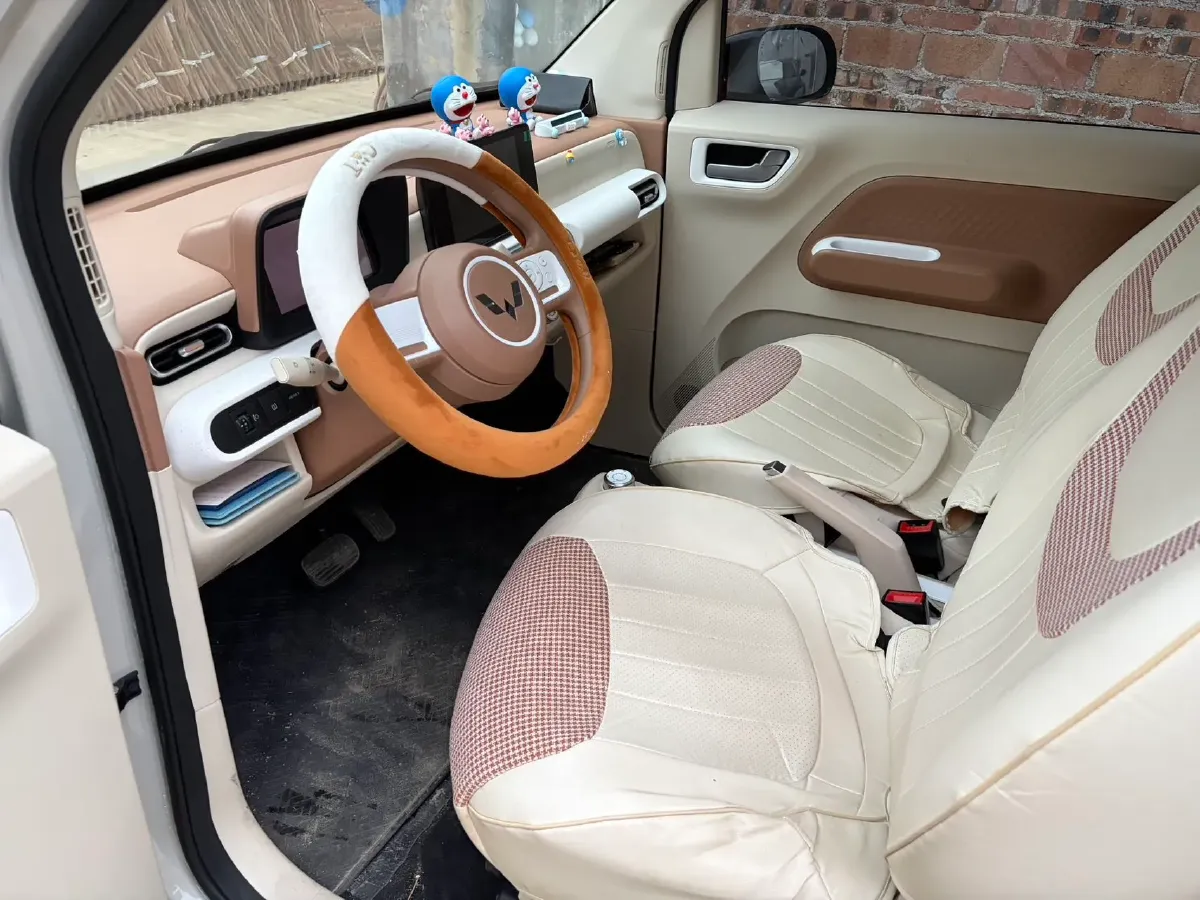 2024 WuLing HongGuang MINI EV BEV 17.3KWH,autocango,china used car exporter,china ev exporter,chinese used car exporter,chinese used ev exporter