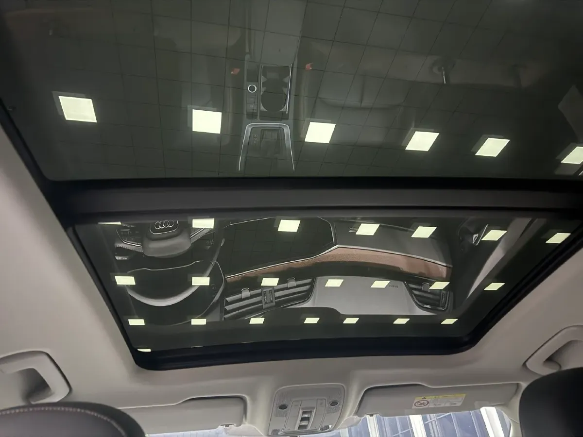 2021 Audi Q3 1.4T 150HP L4 7DCT,autocango,china used car exporter,china ev exporter,chinese used car exporter,chinese used ev exporter