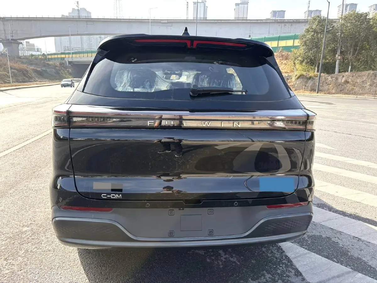 2025 Fulwin FulwinT8 1.5T 156HP L4 1DHT PHEV 18.67KWH,autocango,china used car exporter,china ev exporter,chinese used car exporter,chinese used ev exporter