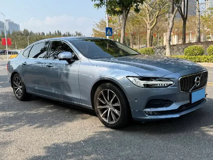 2018 Volvo S90 2.0T 254HP L4 8AT,autocango,china used car exporter,china ev exporter,chinese used car exporter,chinese used ev exporter