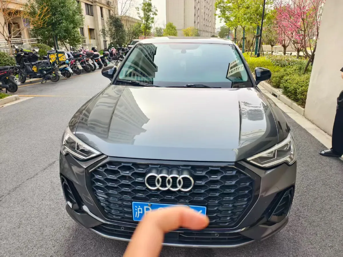 2021 Audi Q3 Sportback 2.0T 186HP L4 7DCT,autocango,china used car exporter,china ev exporter,chinese used car exporter,chinese used ev exporter