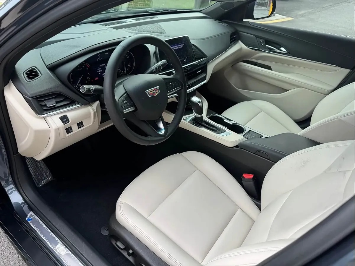 2020 Cadillac CT4 2.0T 237HP L4 8AT,autocango,china used car exporter,china ev exporter,chinese used car exporter,chinese used ev exporter