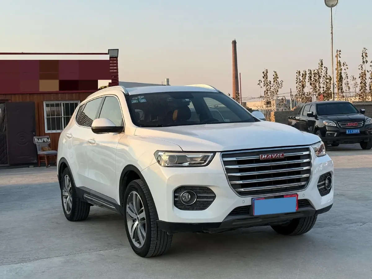 2017 Haval H6 2.0T 197HP L4 7DCT,autocango,china used car exporter,china ev exporter,chinese used car exporter,chinese used ev exporter