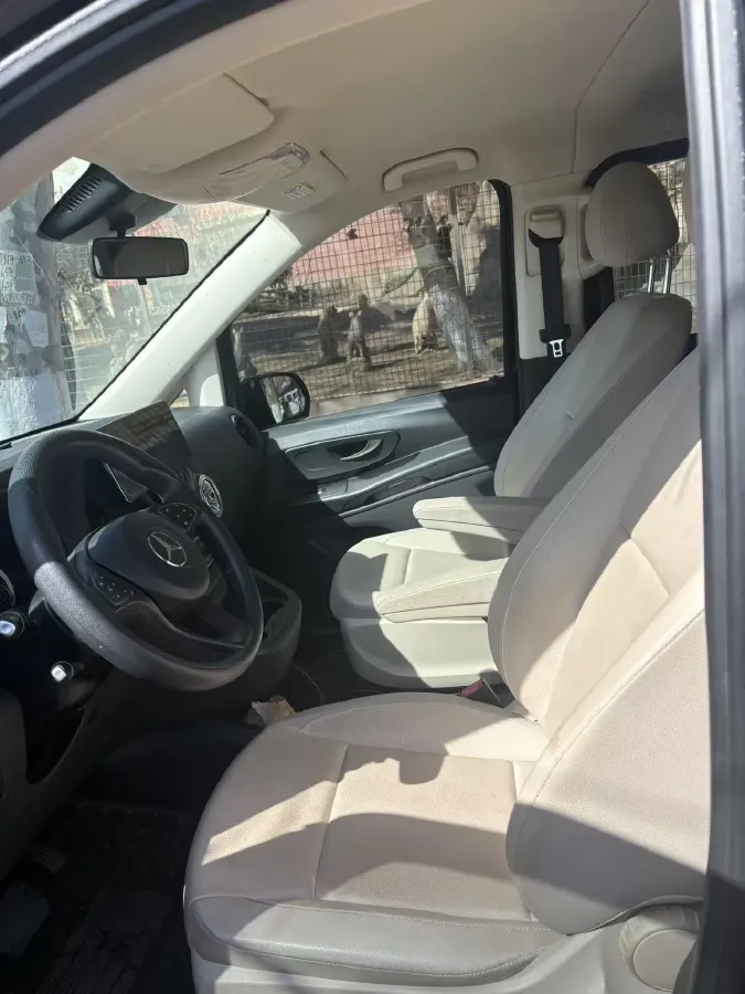 2021 Mercedes-Benz Vito 2.0T 211HP L4 9AT,autocango,china used car exporter,china ev exporter,chinese used car exporter,chinese used ev exporter