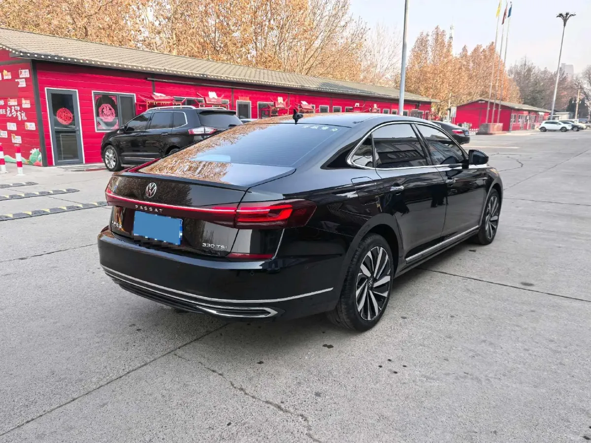 2023 Volkswagen Passat 2.0T 186HP L4 7DCT,autocango,china used car exporter,china ev exporter,chinese used car exporter,chinese used ev exporter