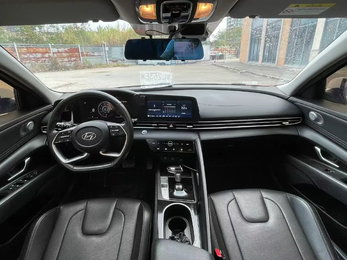 2021 Hyundai Elantra 1.5L 115HP L4 CVT,autocango,china used car exporter,china ev exporter,chinese used car exporter,chinese used ev exporter