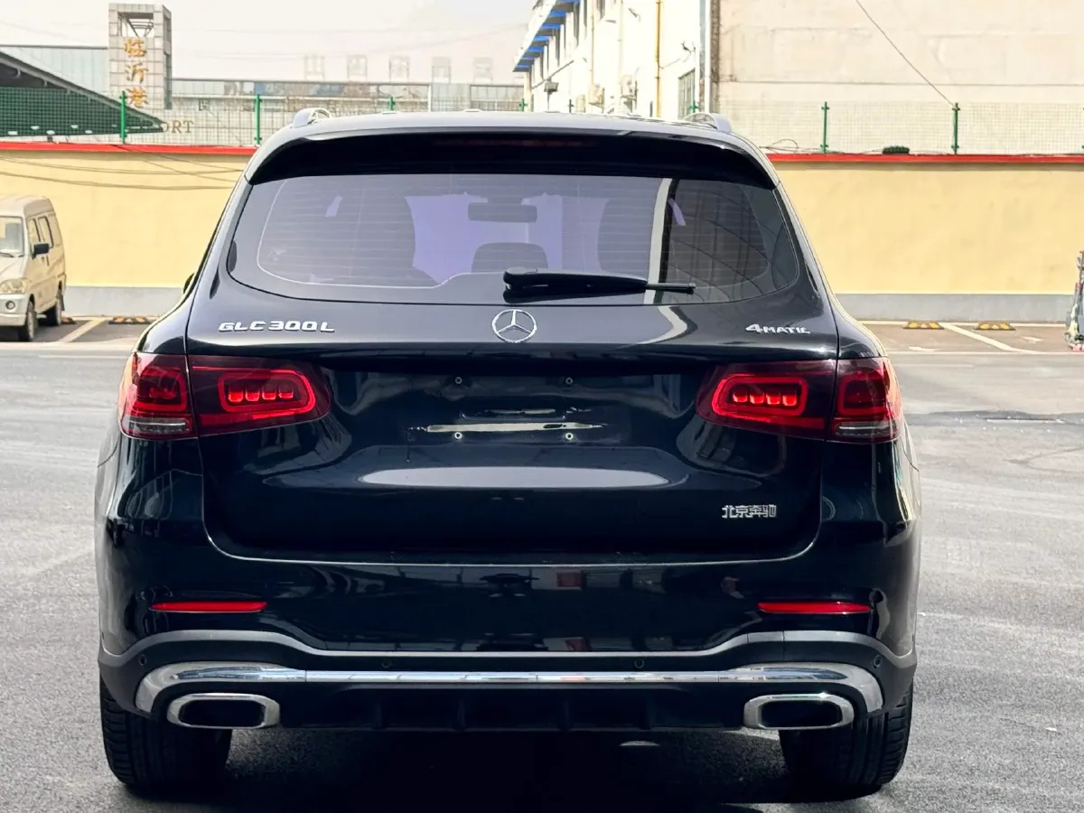 2021 Mercedes-Benz GLC Class 2.0T 197HP L4 9AT,autocango,china used car exporter,china ev exporter,chinese used car exporter,chinese used ev exporter