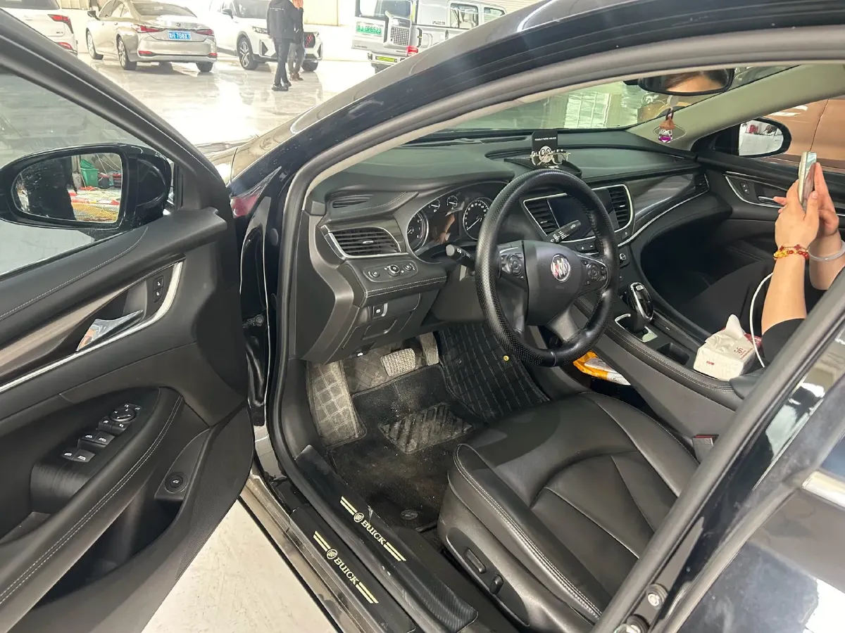 2021 Buick Larcosse 1.5T 169HP L4 9AT,autocango,china used car exporter,china ev exporter,chinese used car exporter,chinese used ev exporter
