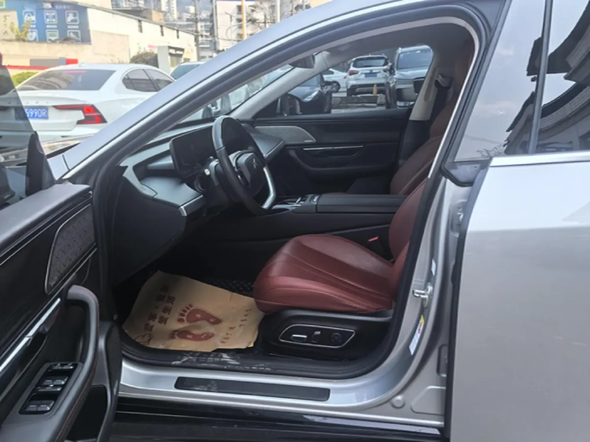 2020 Xpeng P7 BEV 70.8KWH,autocango,china used car exporter,china ev exporter,chinese used car exporter,chinese used ev exporter