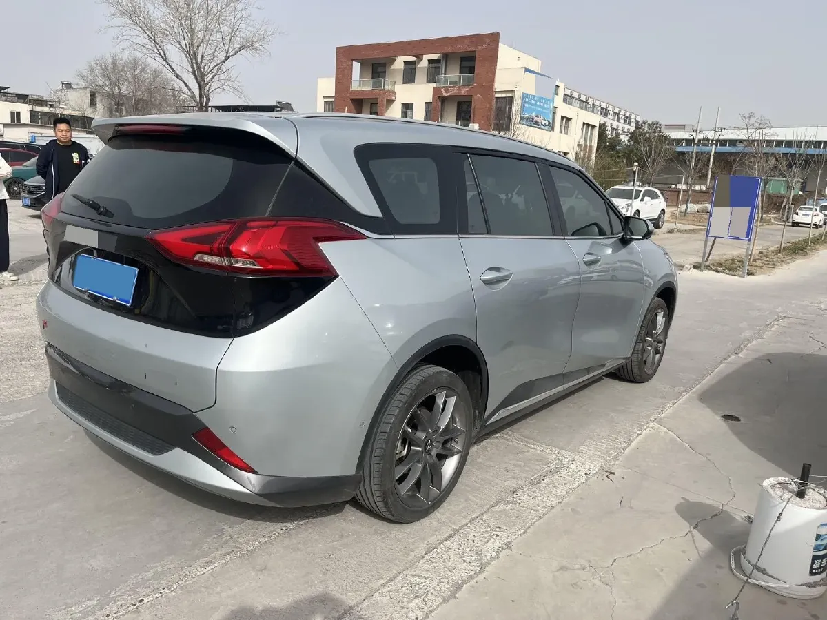2020 HaiMa 7X 1.6T 195HP L4 6AT,autocango,china used car exporter,china ev exporter,chinese used car exporter,chinese used ev exporter