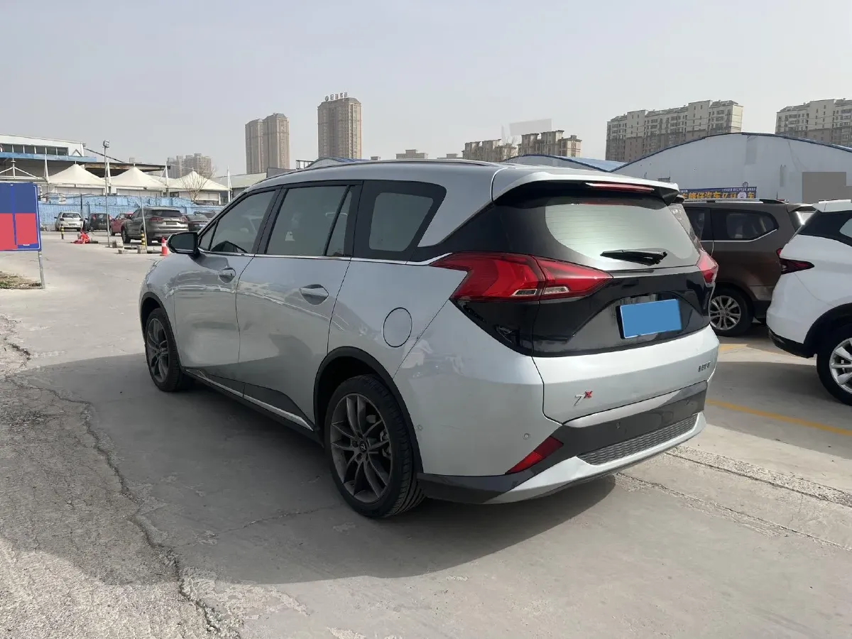 2020 HaiMa 7X 1.6T 195HP L4 6AT,autocango,china used car exporter,china ev exporter,chinese used car exporter,chinese used ev exporter