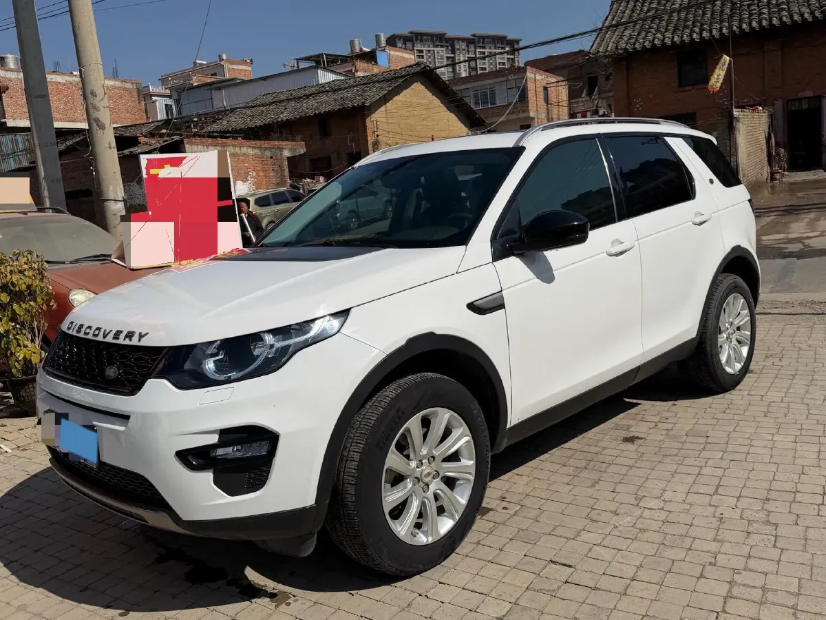 2017 Land Rover Discovery Sport 2.0T 241HP L4 9AT,autocango,china used car exporter,china ev exporter,chinese used car exporter,chinese used ev exporter