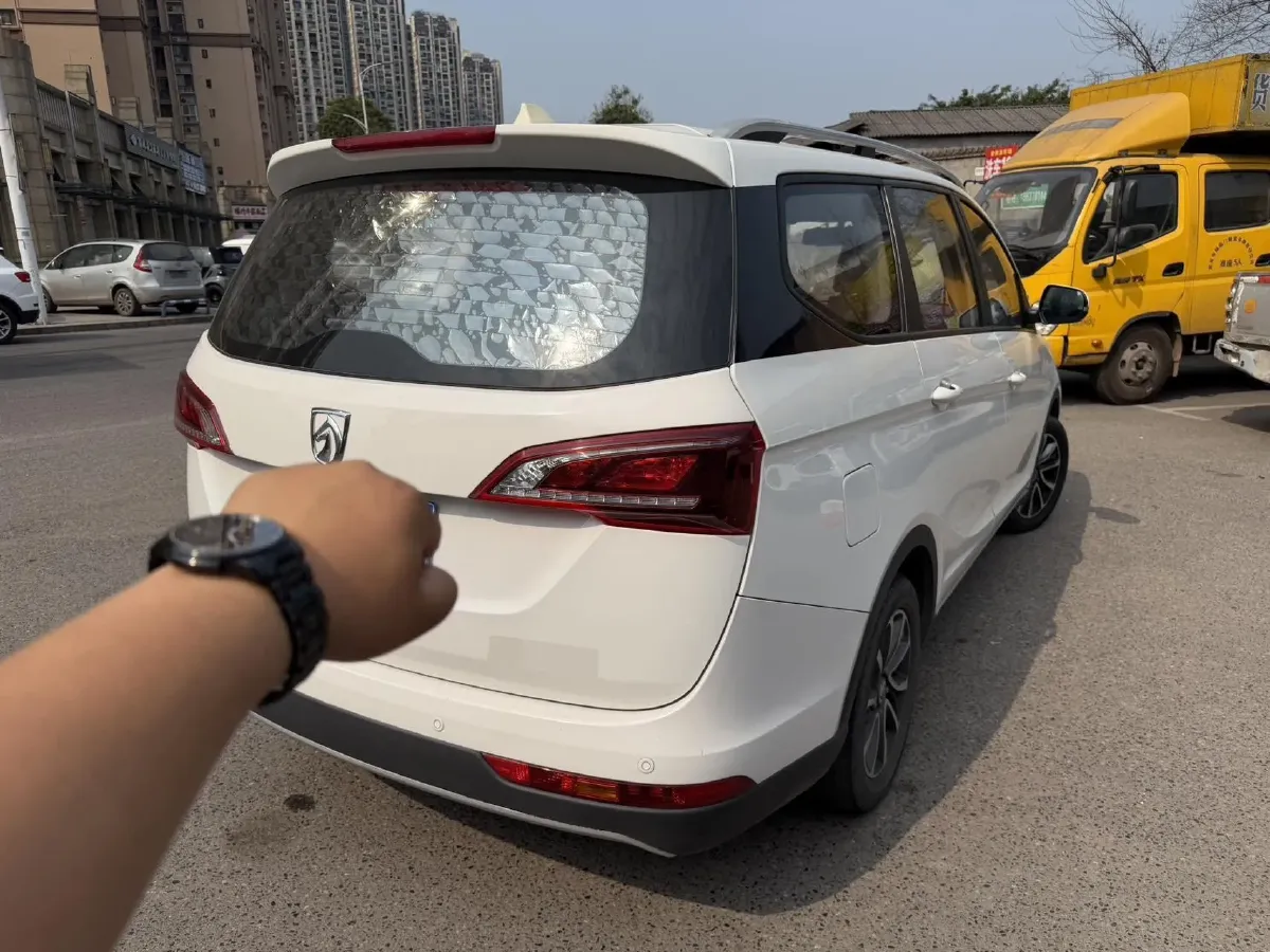 2019 BaoJun 730 1.5T 147HP L4 CVT,autocango,china used car exporter,china ev exporter,chinese used car exporter,chinese used ev exporter
