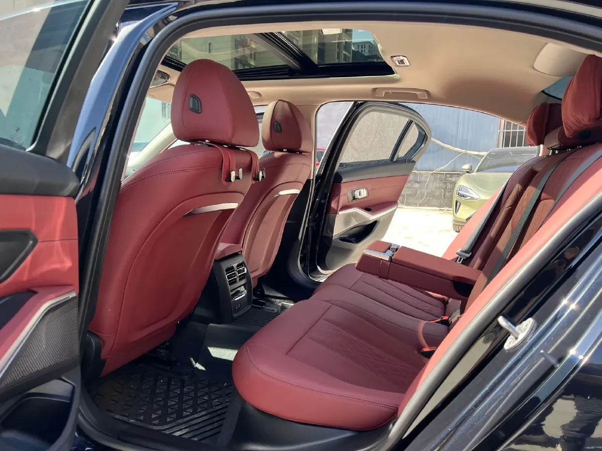 2024 BMW i3 BEV 70KWH,autocango,china used car exporter,china ev exporter,chinese used car exporter,chinese used ev exporter