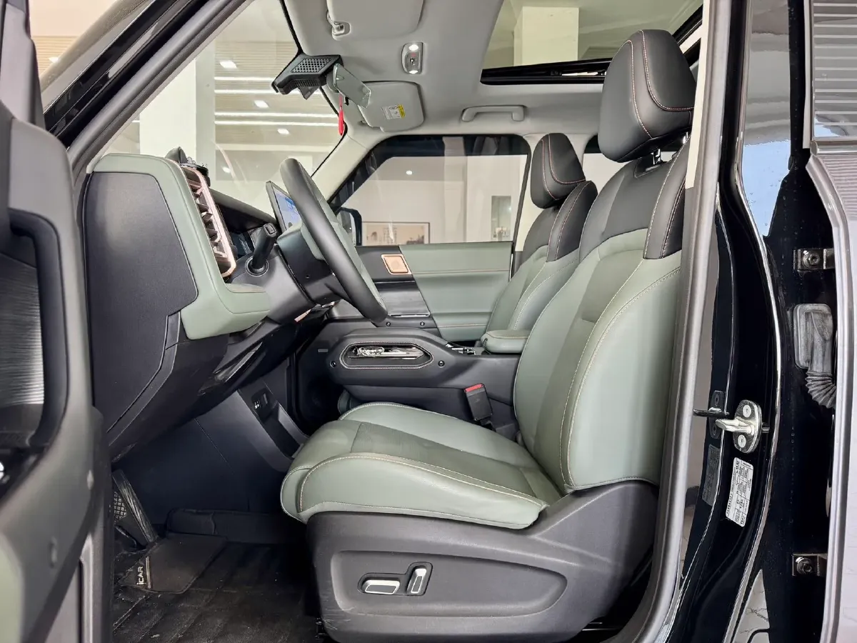 2024 iCAR iCAR 03 BEV 65.69KWH,autocango,china used car exporter,china ev exporter,chinese used car exporter,chinese used ev exporter