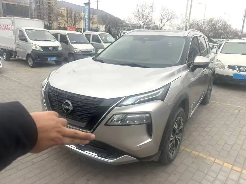 2023 Nissan X-Trail 1.5T 144HP L3 Hybrid,autocango,china used car exporter,china ev exporter,chinese used car exporter,chinese used ev exporter