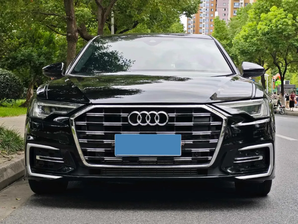 2023 Audi A6L 2.0T 190HP L4 7DCT,autocango,china used car exporter,china ev exporter,chinese used car exporter,chinese used ev exporter