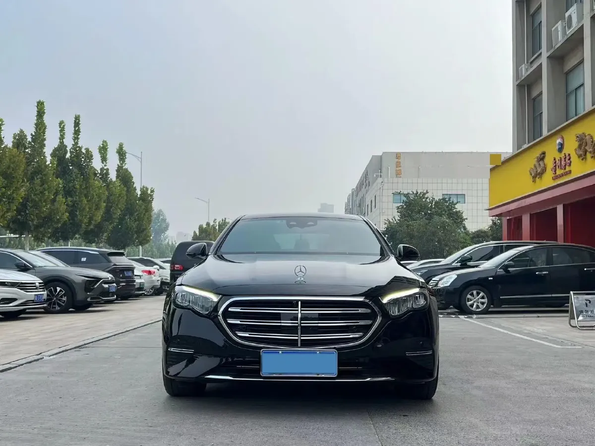2024 Mercedes-Benz E Class 2.0T 258HP L4 9AT,autocango,china used car exporter,china ev exporter,chinese used car exporter,chinese used ev exporter