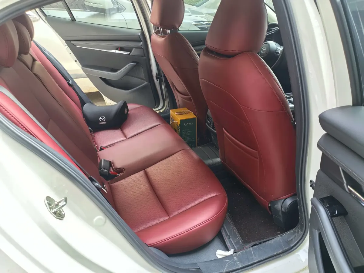 2023 Mazda 3 Axela 2.0L 158HP L4 6AT,autocango,china used car exporter,china ev exporter,chinese used car exporter,chinese used ev exporter