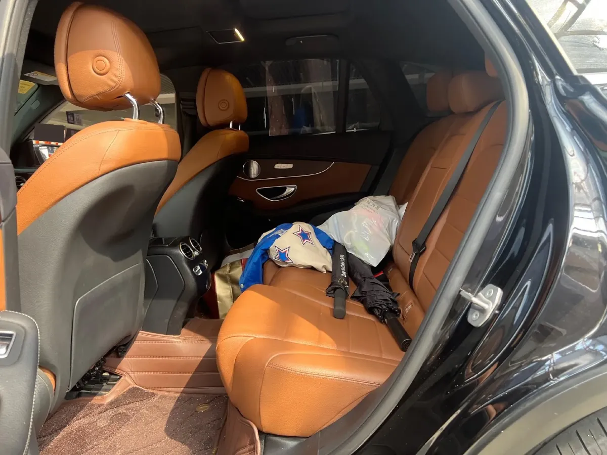 2021 Mercedes-Benz GLC Class 2.0T 258HP L4 9AT,autocango,china used car exporter,china ev exporter,chinese used car exporter,chinese used ev exporter