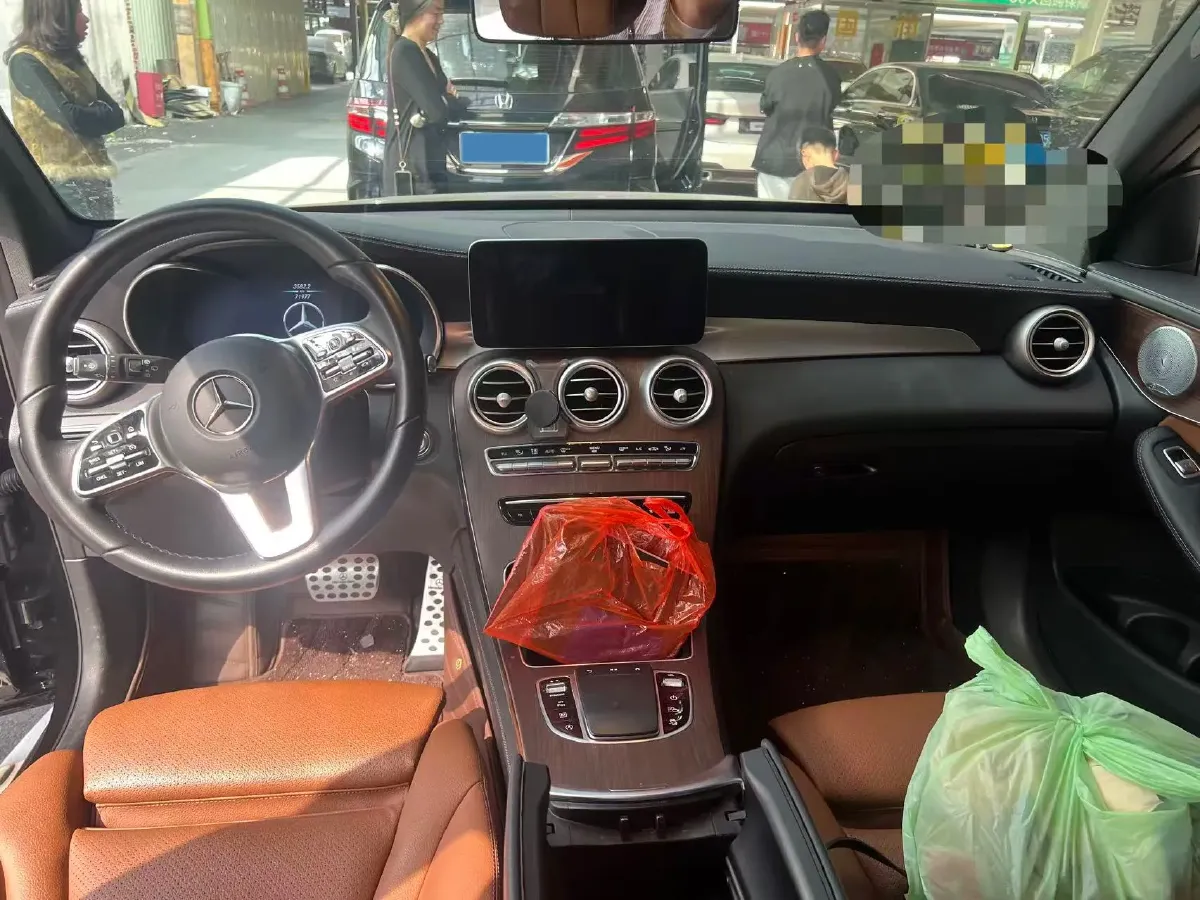 2021 Mercedes-Benz GLC Class 2.0T 258HP L4 9AT,autocango,china used car exporter,china ev exporter,chinese used car exporter,chinese used ev exporter