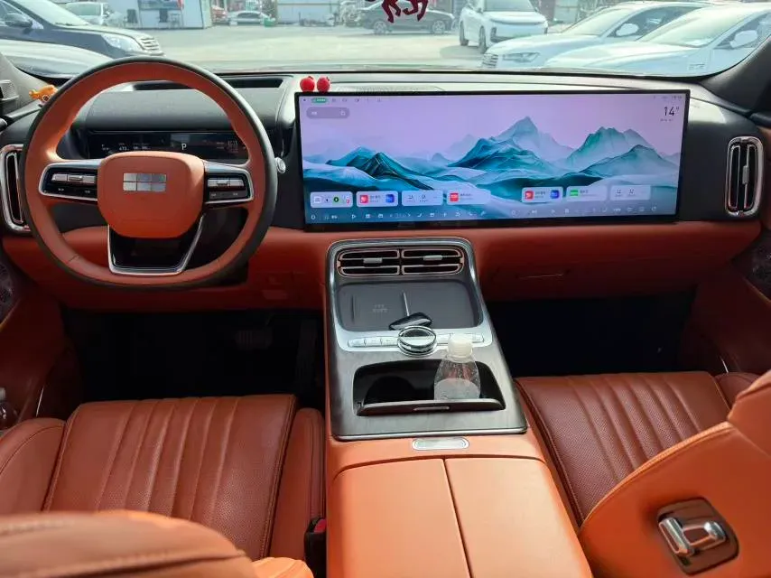 2025 Volkswagen Tiguan L 2.0T 220HP L4 7DCT,autocango,china used car exporter,china ev exporter,chinese used car exporter,chinese used ev exporter