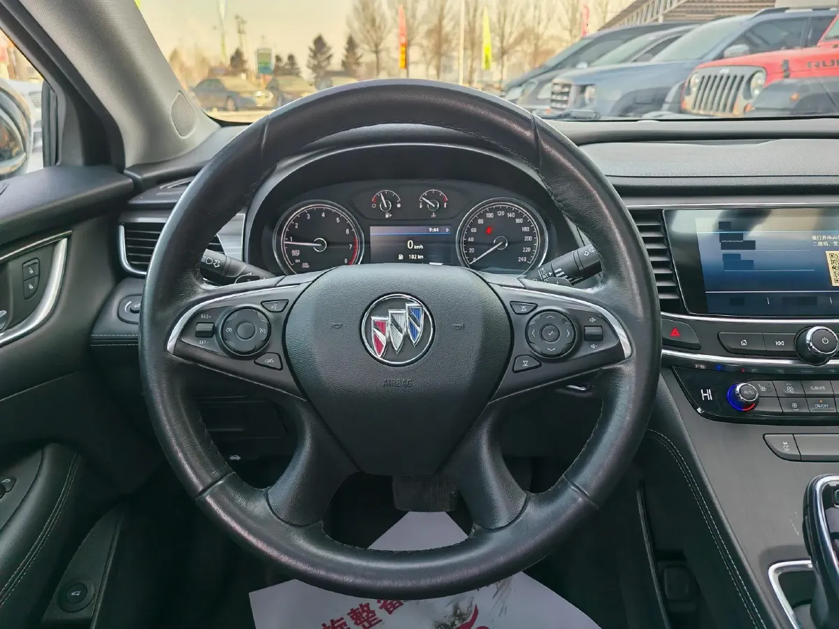 2022 Buick Larcosse 1.5T 169HP L4 9AT,autocango,china used car exporter,china ev exporter,chinese used car exporter,chinese used ev exporter