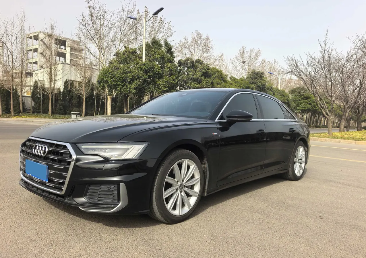 2021 Audi A6L 2.0T 224HP L4 7DCT,autocango,china used car exporter,china ev exporter,chinese used car exporter,chinese used ev exporter