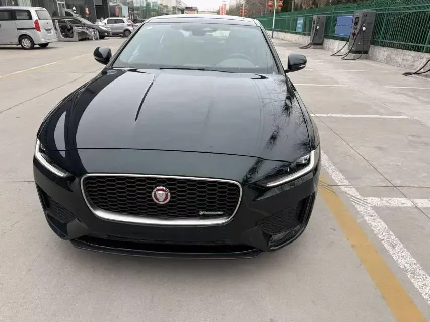 2022 Jaguar XEL 2.0T 250HP L4 8AT,autocango,china used car exporter,china ev exporter,chinese used car exporter,chinese used ev exporter